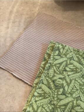 Green Pea Print and neutral placemats.  Two sets of 3.